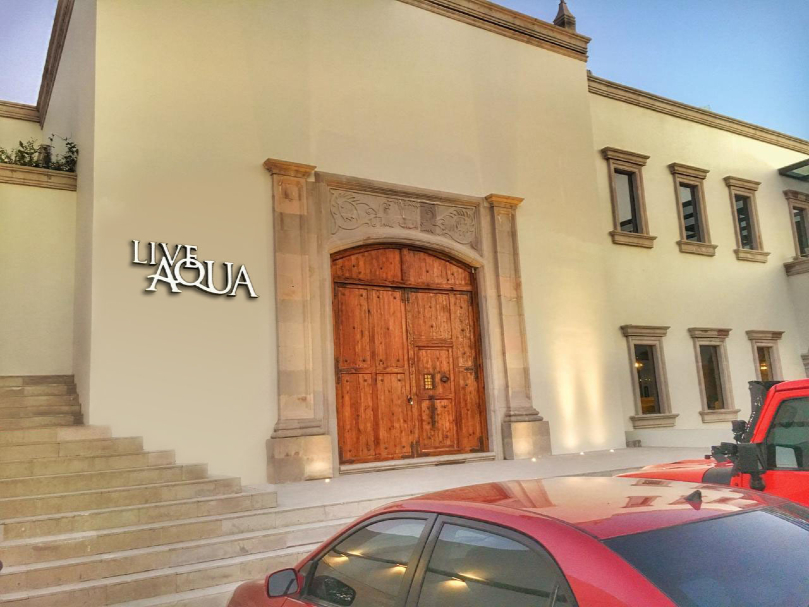 Live Aqua